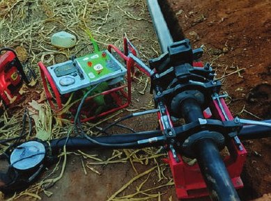 Butt fusion welding equipment on HDPE pipe